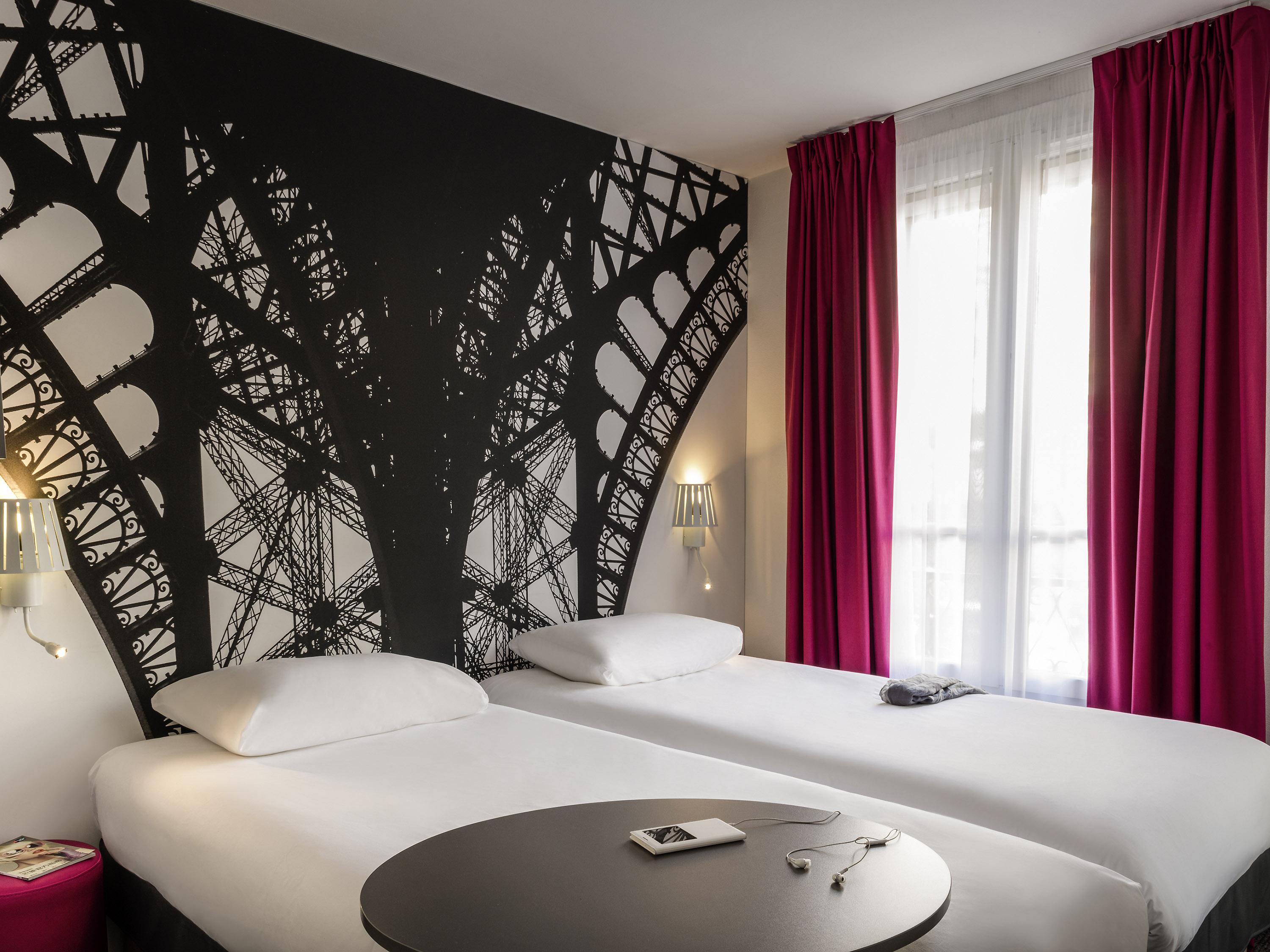 Ibis Styles Paris Eiffel Cambronne Hotel Exterior foto