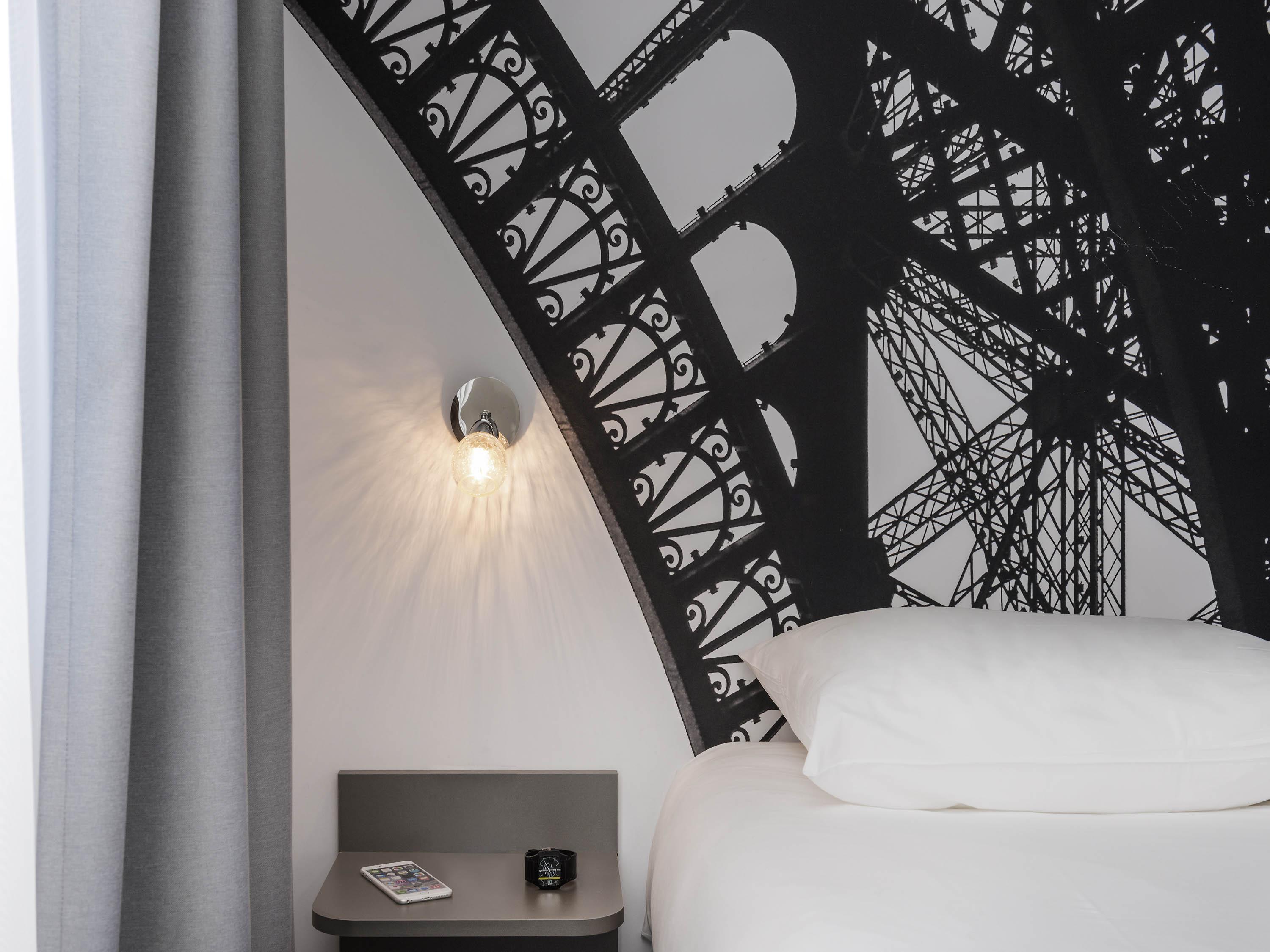 Ibis Styles Paris Eiffel Cambronne Hotel Exterior foto
